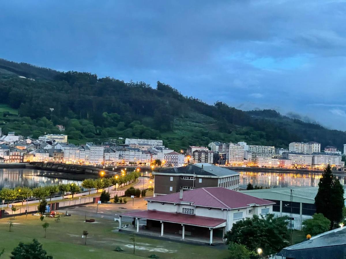 Apartamento Vistas Al Mar Viveiro Eksteriør billede